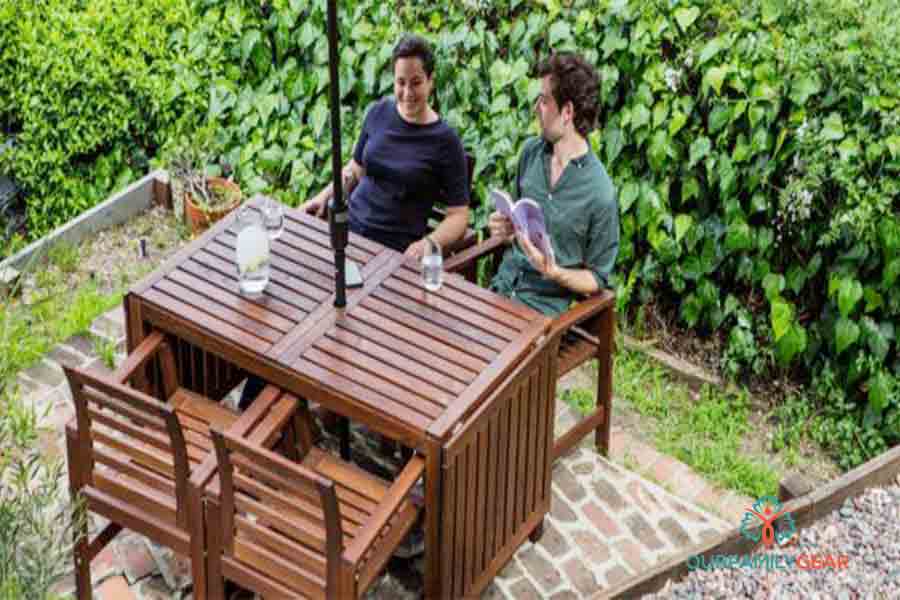 how to clean patio furniture mesh
