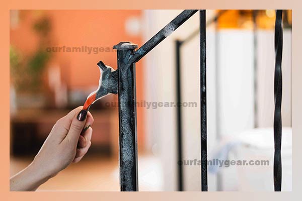 how to clean wrought iron
cleaning wrought iron
polishing wrought iron
how to shine wrought iron
wrought iron polish
how to make iron shine