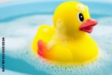 How to clean bath toys?