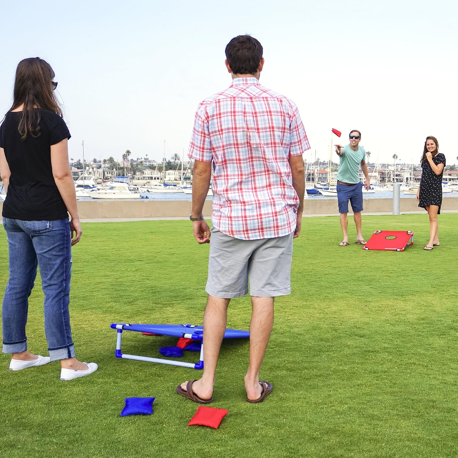 Cornhole Set with Carrying Case and Bags