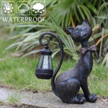 Garden Statue with Lantern Light for Outdoor